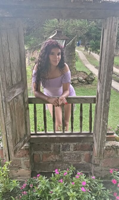 Viiolettlopez Female Doggystyle Free Webcam Chat