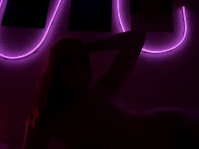 SweetAngel_striptease