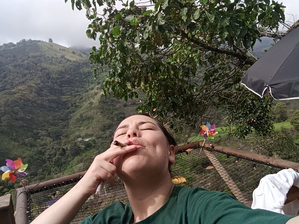 free6cams.com kennya_rodriguez livesex profile in french cams