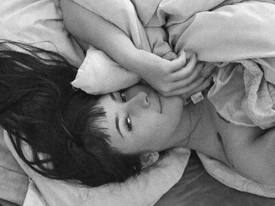 Bonnie_moon_ Female Latinyoung Adult Webcam