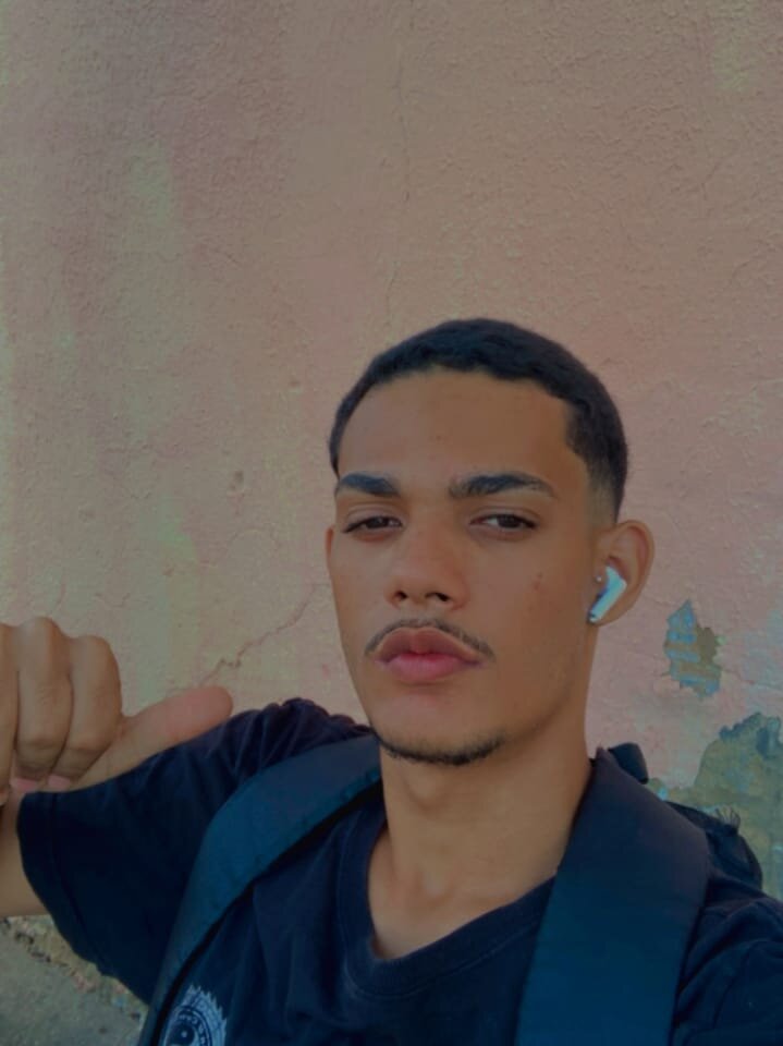 Iguiinhoo69's Offline XXX Chat