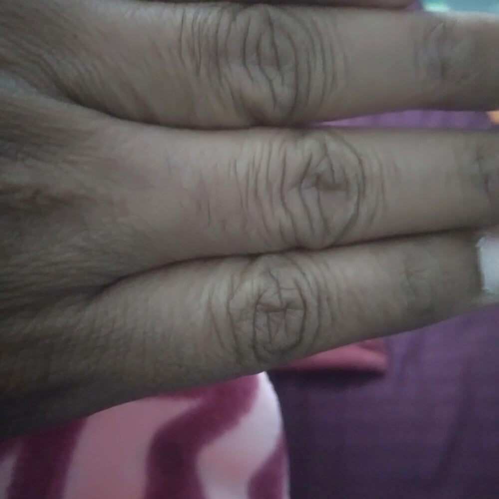 groupsexlivecams.com bindhu_30 livesex profile in flevoland cams