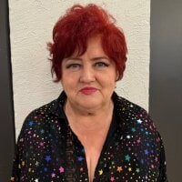 Rovena_Red's Offline Chat Room