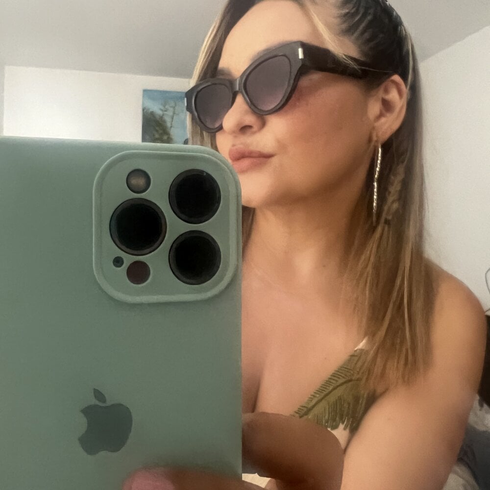 afroditecash from stripchat