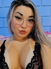 kamila33's Offline Chat Room