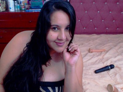 emily-nessa stripchat