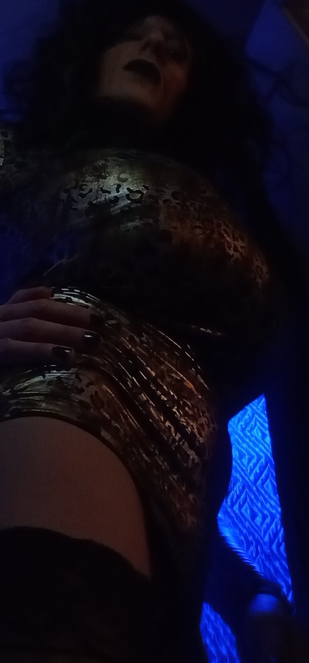 Hornydubs69