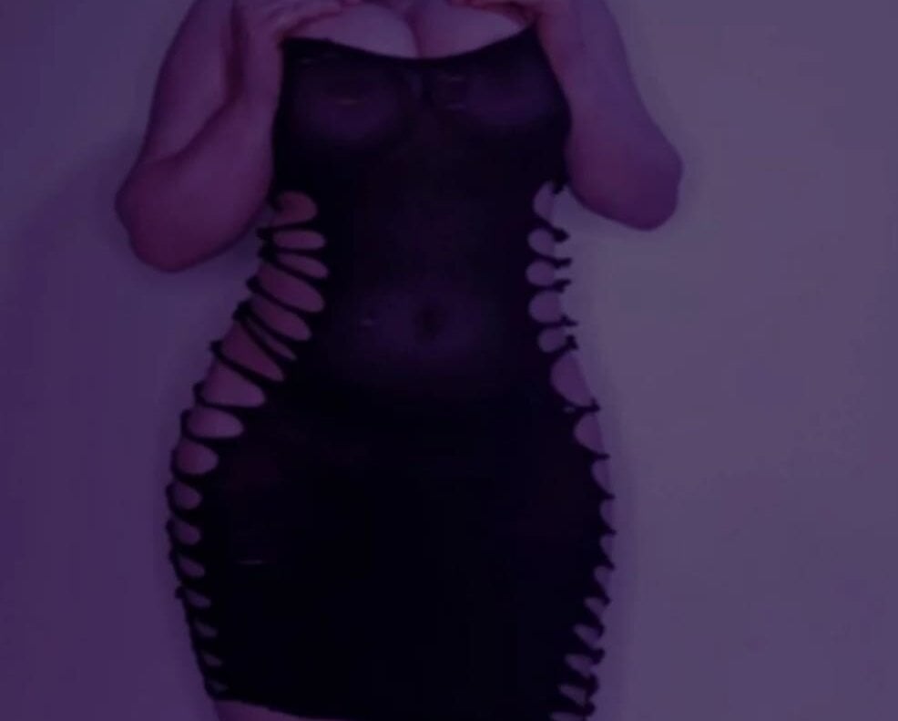The_Busty_Girl profile