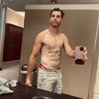 StrongD22's webcam live show