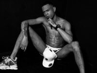black_latin23cm's webcam live show