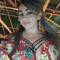 thamara-18's Offline XXX Chat