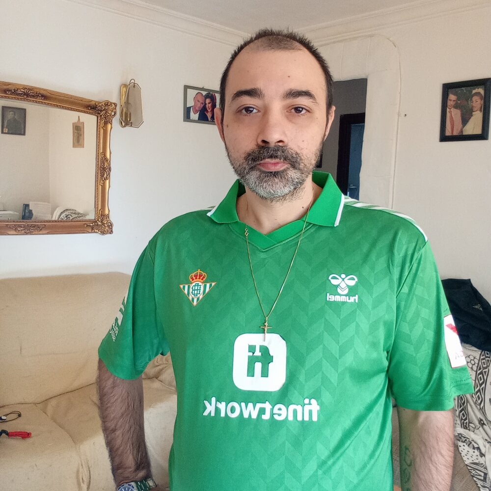 Jonas199100's Offline XXX Chat