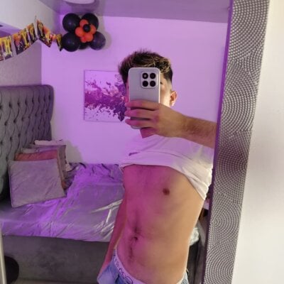 MrWilliseo - Stripchat Best Cam2cam Deepthroat Boy 