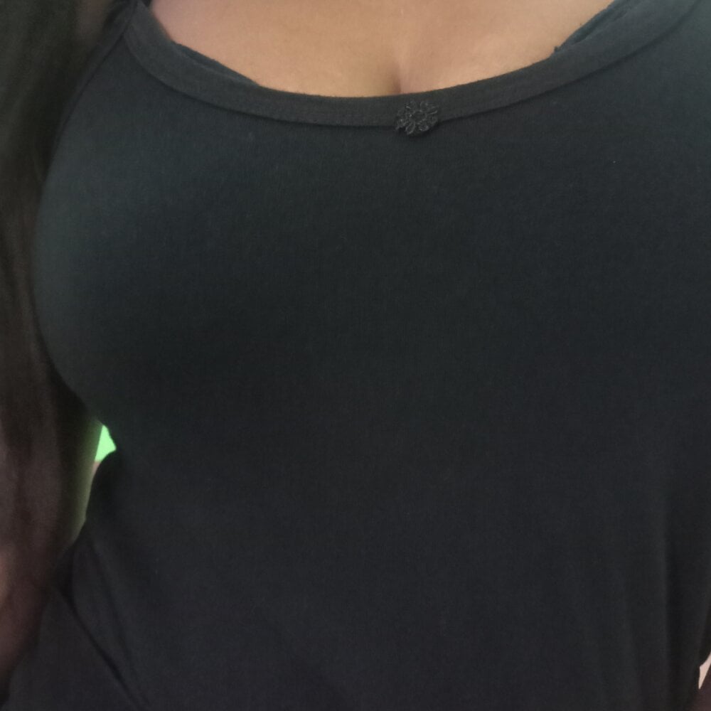 Subadharshini profile