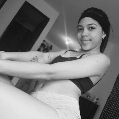 Maria18Alejandra Avatar