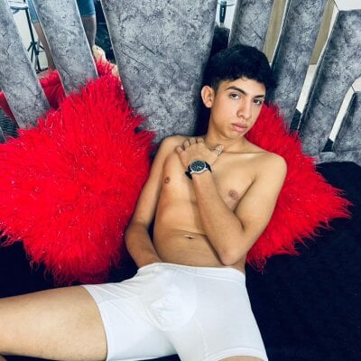 AdmedThot Live Cam and Statistics on UnifiedCams