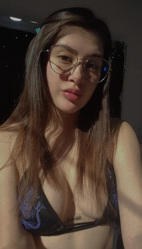 Ellie_Scott