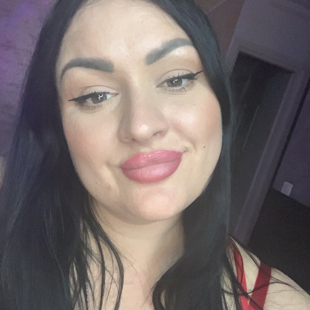 AliTemptress profile