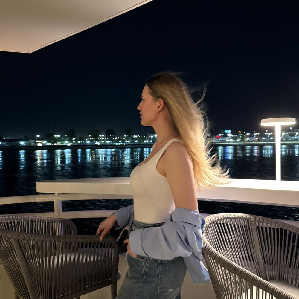 tonyareid webcam profile - Slovene