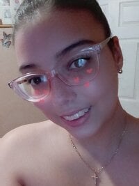 gorditadonitaaaa's Offline Chat Room