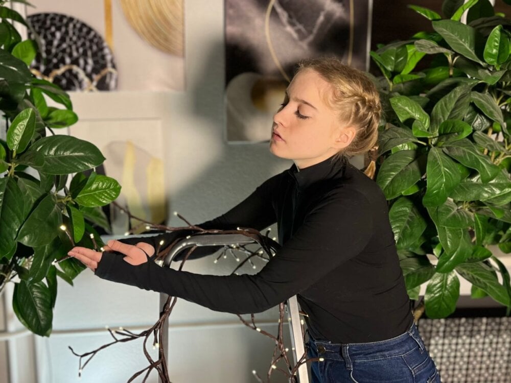 FairrryBluuum's Offline XXX Chat