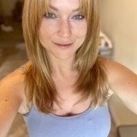 JessRedhead's Offline Chat Room