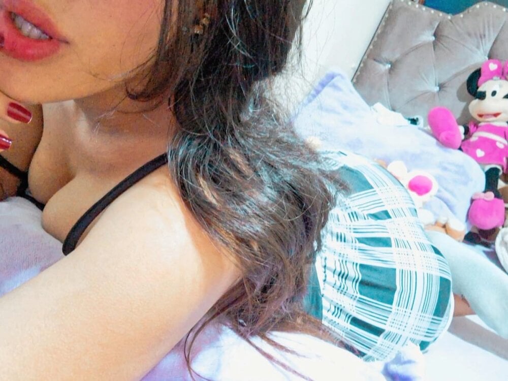 AmyDelaRosse profile