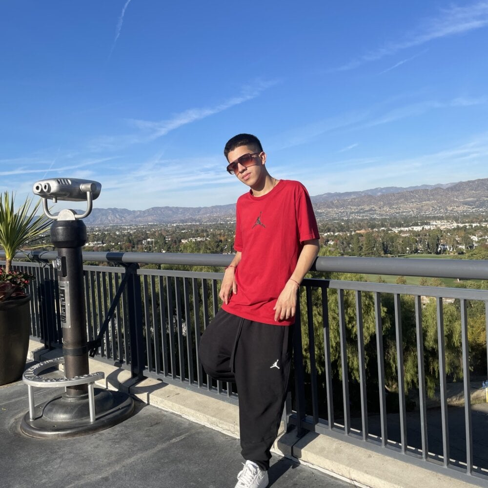 chris_nixxon