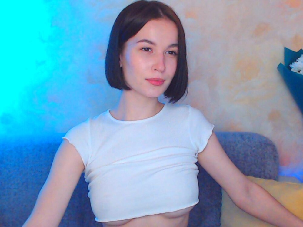 Soffimoor 🤯 free live cam