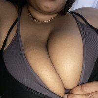 caramelbabyy2394's Offline XXX Chat
