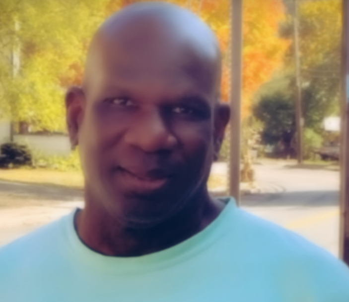 BreesinngRaw live webcam