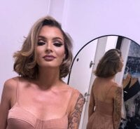 Онлайн чат XXX SinLuna_