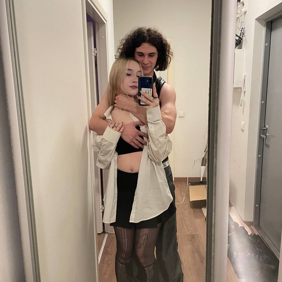 MILKYCOFFEE 🌋 live webcam
