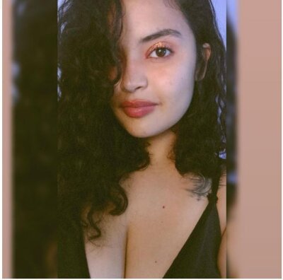 Emma2828 😲 online nude cam