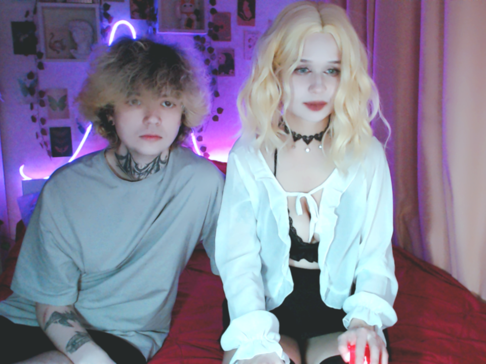 meow_on_da_cam from stripchat