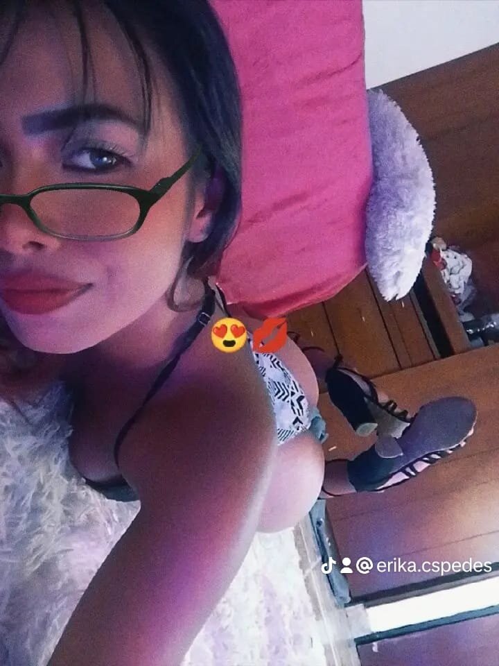 alexa_vega_