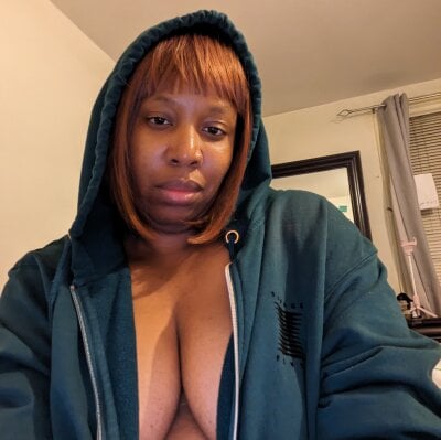 Madamsensuale - Stripchat Best Blowjob Cam2cam Girl 