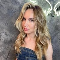 kelly_copperfield's webcam live show