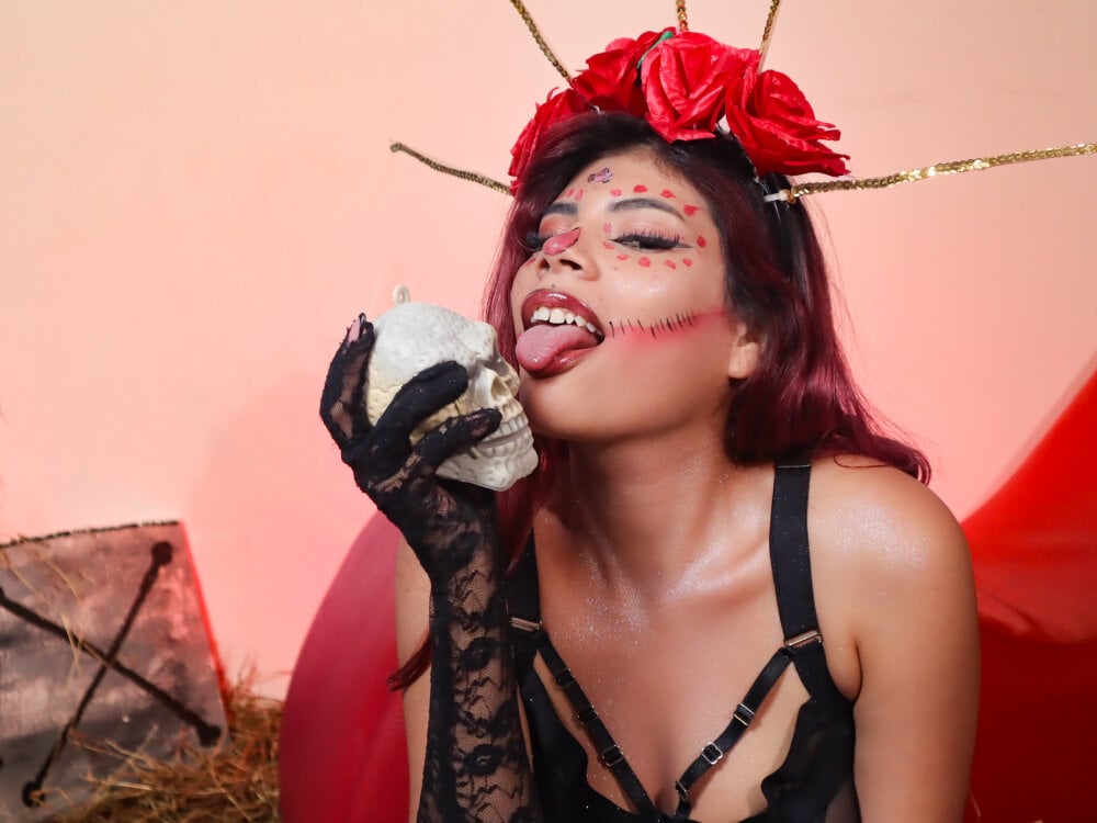 stripchat afroditamoore webcam profile pic via sexcam-girls.com