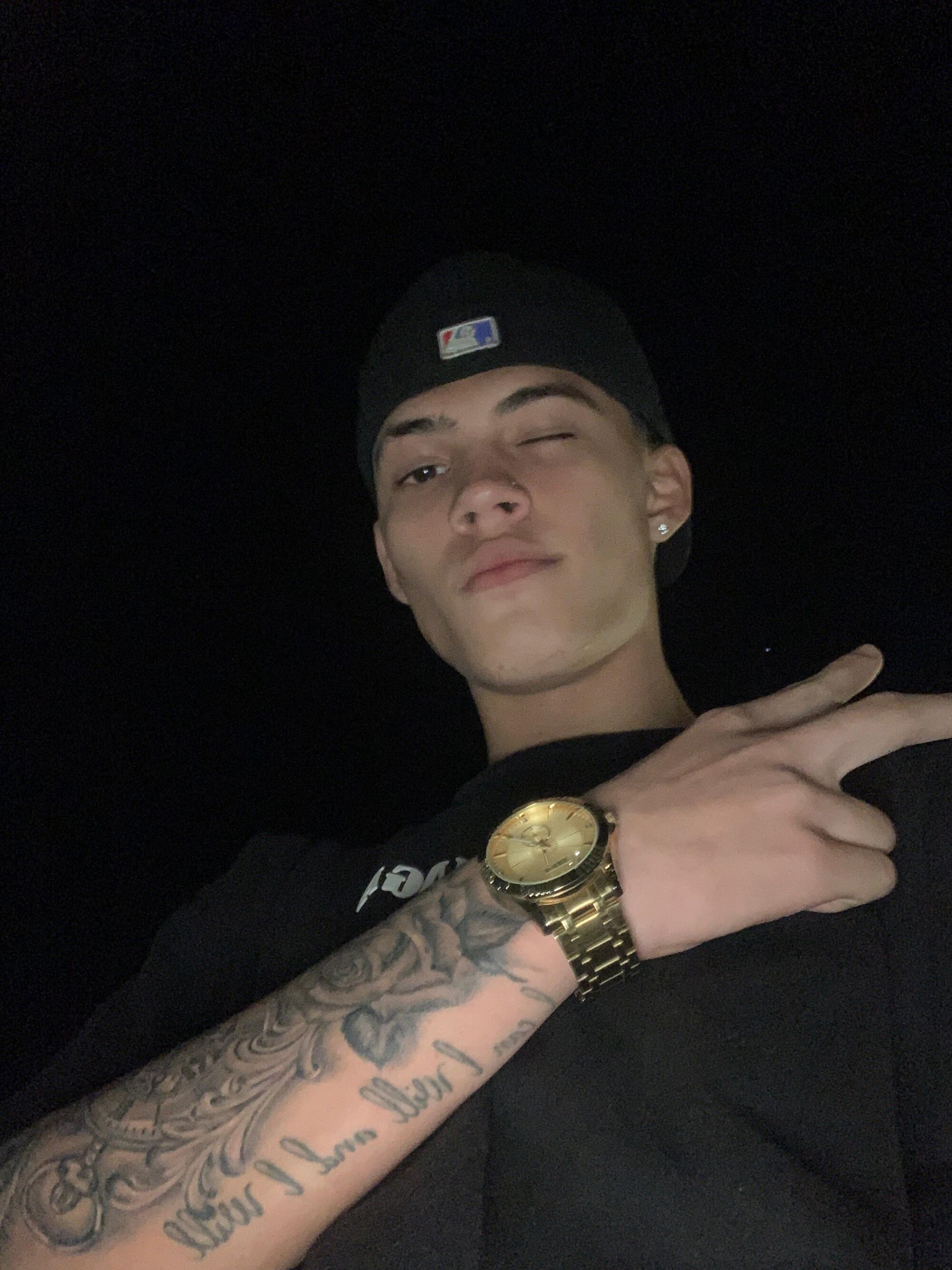 aXel_zip