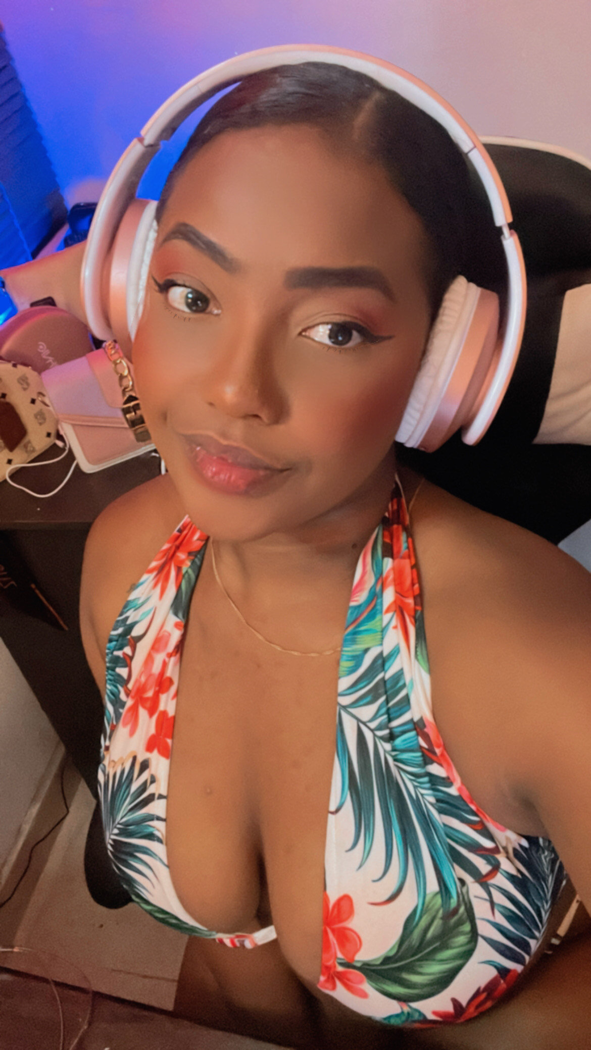 Naomisweett1