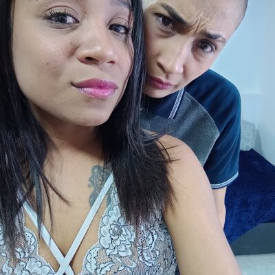 Lia_and_jenny 🚶 adult webcam chat