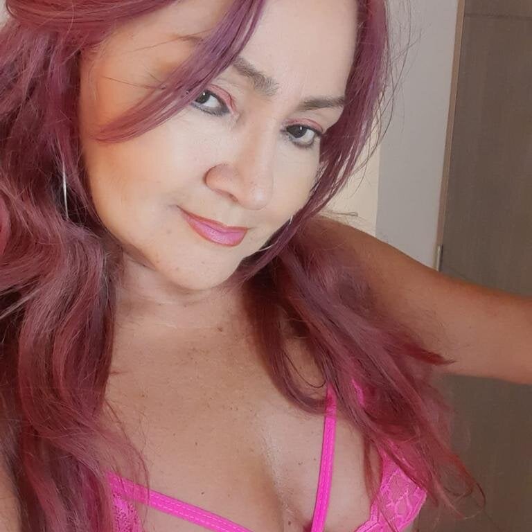 amarantha_ross webcam profile - French