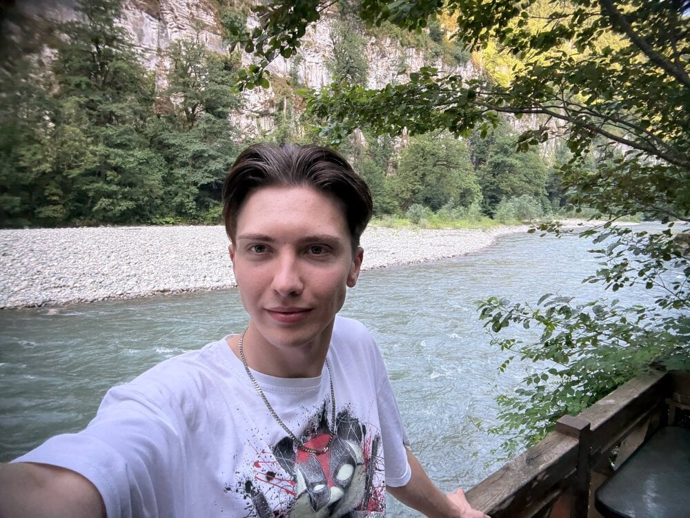archy_twink from stripchat