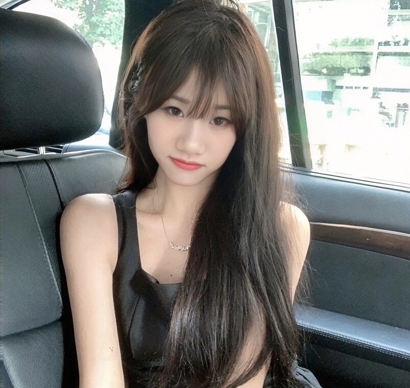 wemroudeyu from stripchat