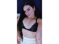 Pamela_0523's Offline Chat Room