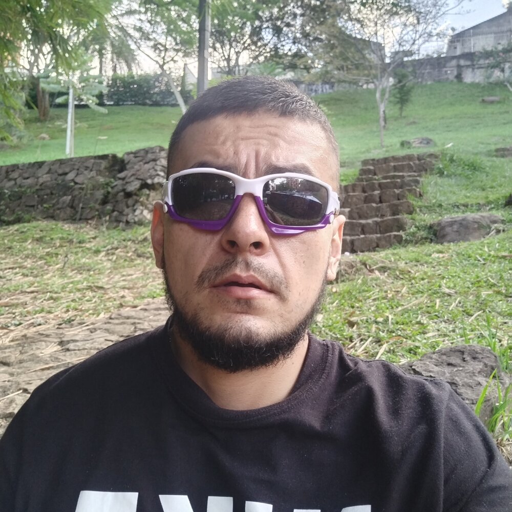 andrtyu's Offline XXX Chat