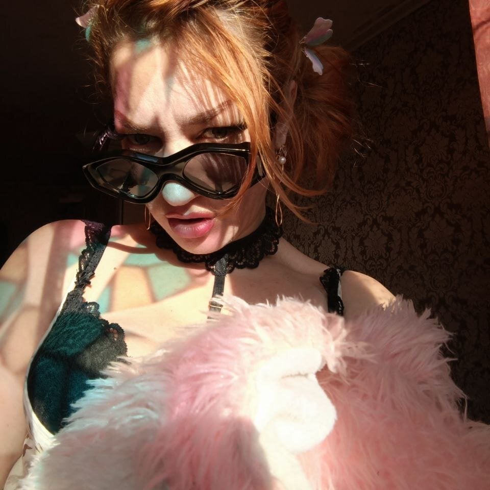 sexcityguide.com atomicsmile livesex profile in where-dreams-lead cams