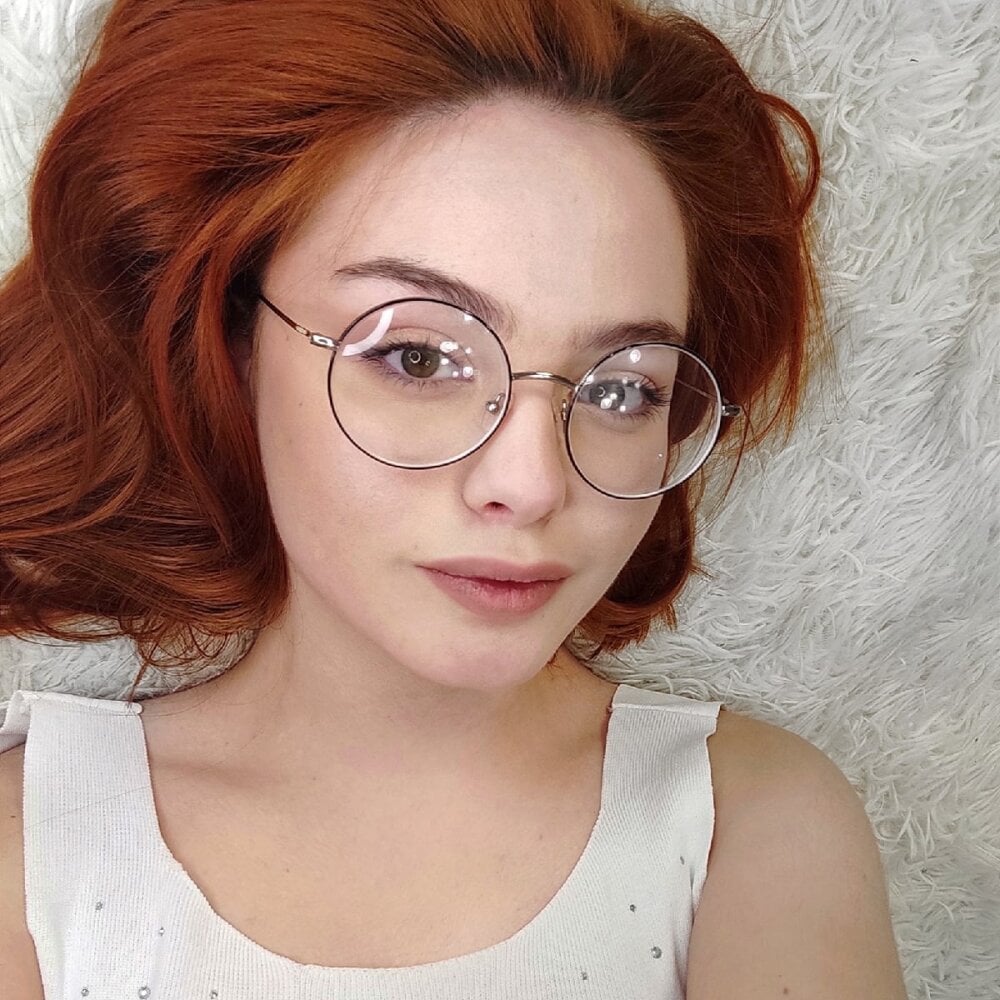 _Alice_01 бесплатное вебкам шоу и XXX чат xHamsterLive