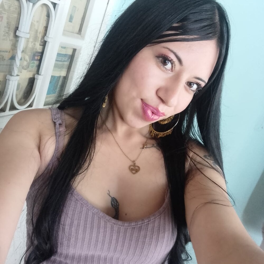 Melody_Hottt